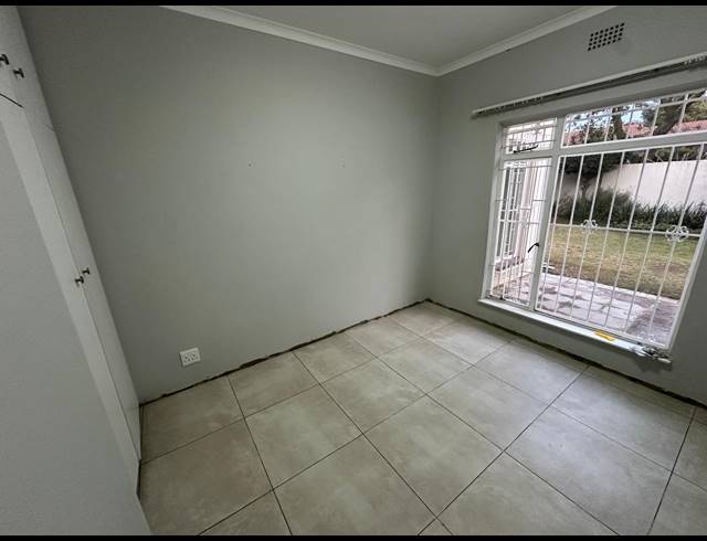 3 BEDROOM TOWNHOUSE TO LET IN STRATHAVON